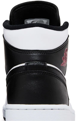 (W) Air Jordan 1 Mid ''Bianco Nero'' BQ6472-101 Sizing (W) Air Jordan 1 Mid ''Bianco Nero'' BQ6472-101