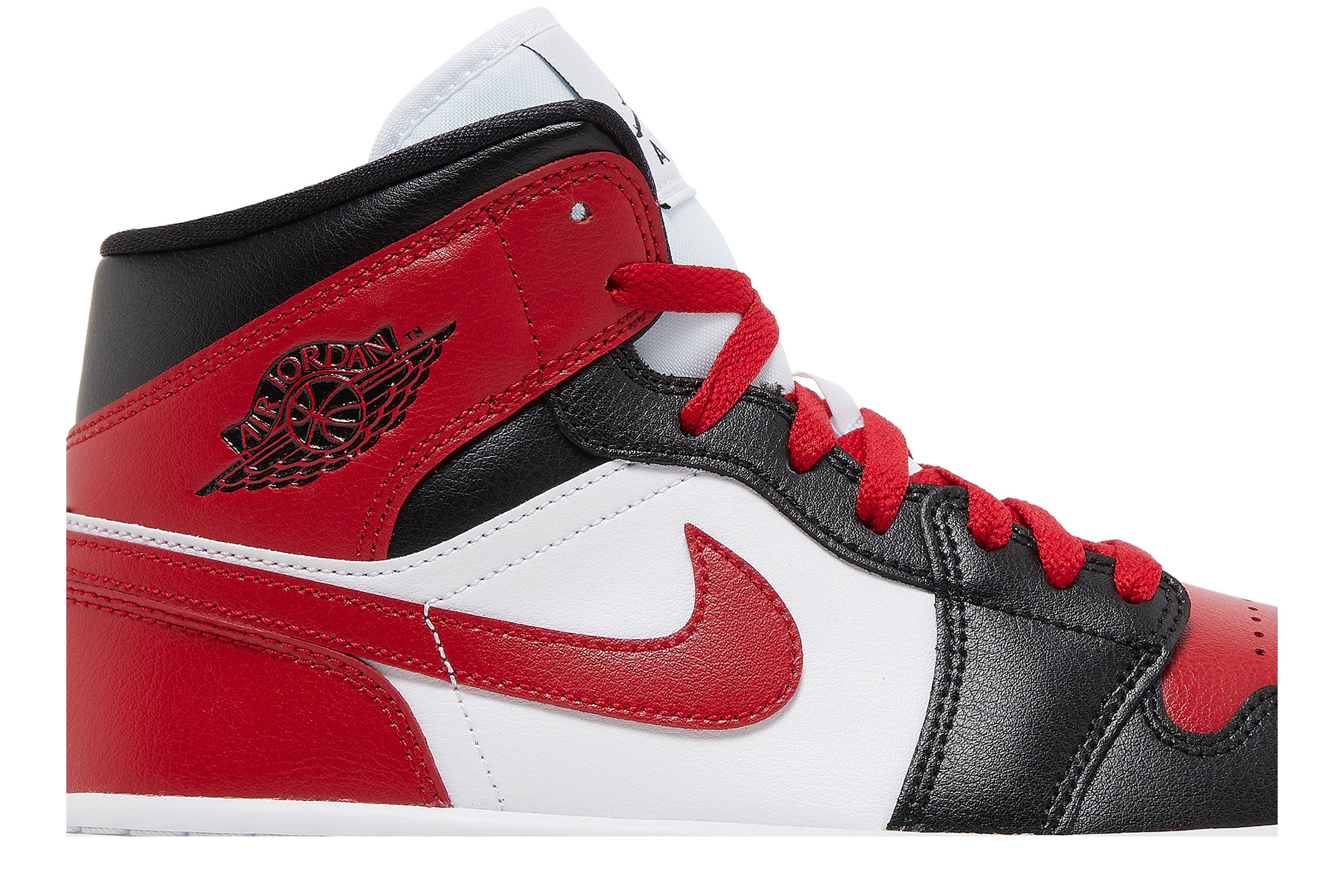 Lookbook (W) Air Jordan 1 Mid Sneakers BQ6472-079