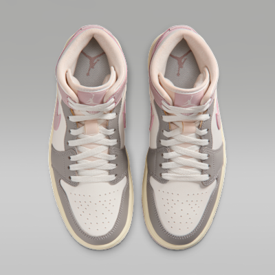 Shop (W) Air Jordan 1 中筒 米白/迷霧灰/椰奶/玫瑰粉 BQ6472-122