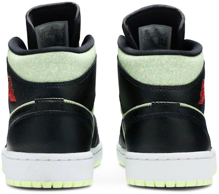 (Women) Air Jordan 1 Mid SE 'Black Barely Volt' CV5276-003 Details for (Women) Air Jordan 1 Mid SE 'Black Barely Volt' CV5276-003