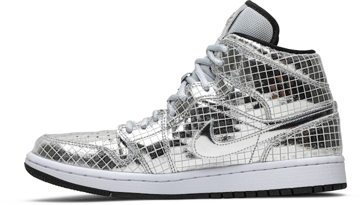 (W) Air Jordan 1 Mid SE "迪斯科球" CU9304-001 Lookbook (W) Air Jordan 1 Mid SE "迪斯科球" CU9304-001