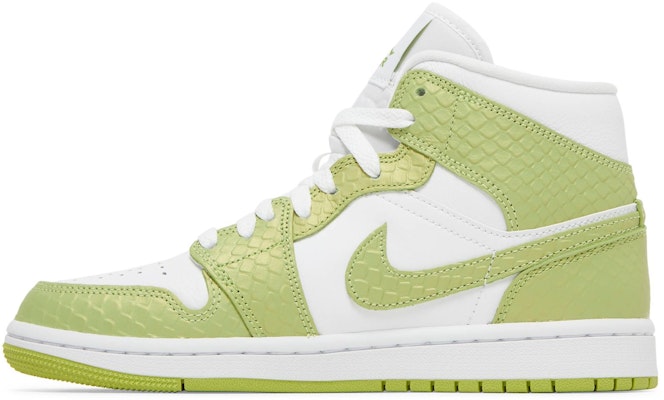 (Women) Air Jordan 1 Mid SE 'Green Python' DV2959-113 Lookbook (Women) Air Jordan 1 Mid SE 'Green Python' DV2959-113