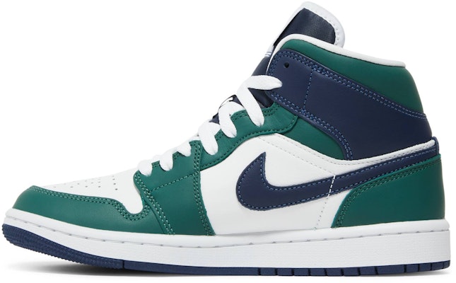 (W) Air Jordan 1 中帮 SE '高贵绿' DZ5326-300 Lookbook (W) Air Jordan 1 中帮 SE '高贵绿' DZ5326-300