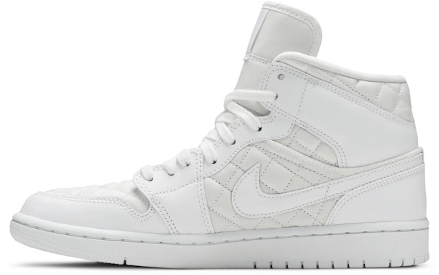 (W) Air Jordan 1 Mid SE 'Putih Quilted' DB6078-100 Lookbook (W) Air Jordan 1 Mid SE 'Putih Quilted' DB6078-100
