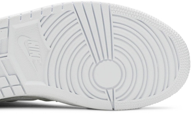 (W) Air Jordan 1 Mid SE 'Putih Quilted' DB6078-100 Purchase (W) Air Jordan 1 Mid SE 'Putih Quilted' DB6078-100