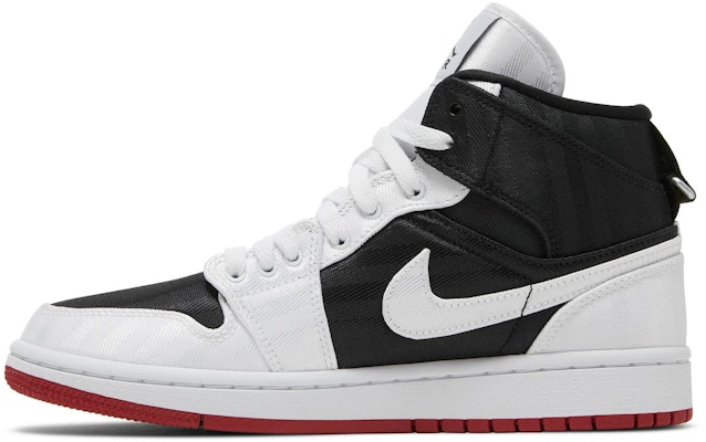 (W) Air Jordan 1 Mid SE Utility 'Putih Hitam Gym Merah' DD9338-016 Lookbook (W) Air Jordan 1 Mid SE Utility 'Putih Hitam Gym Merah' DD9338-016