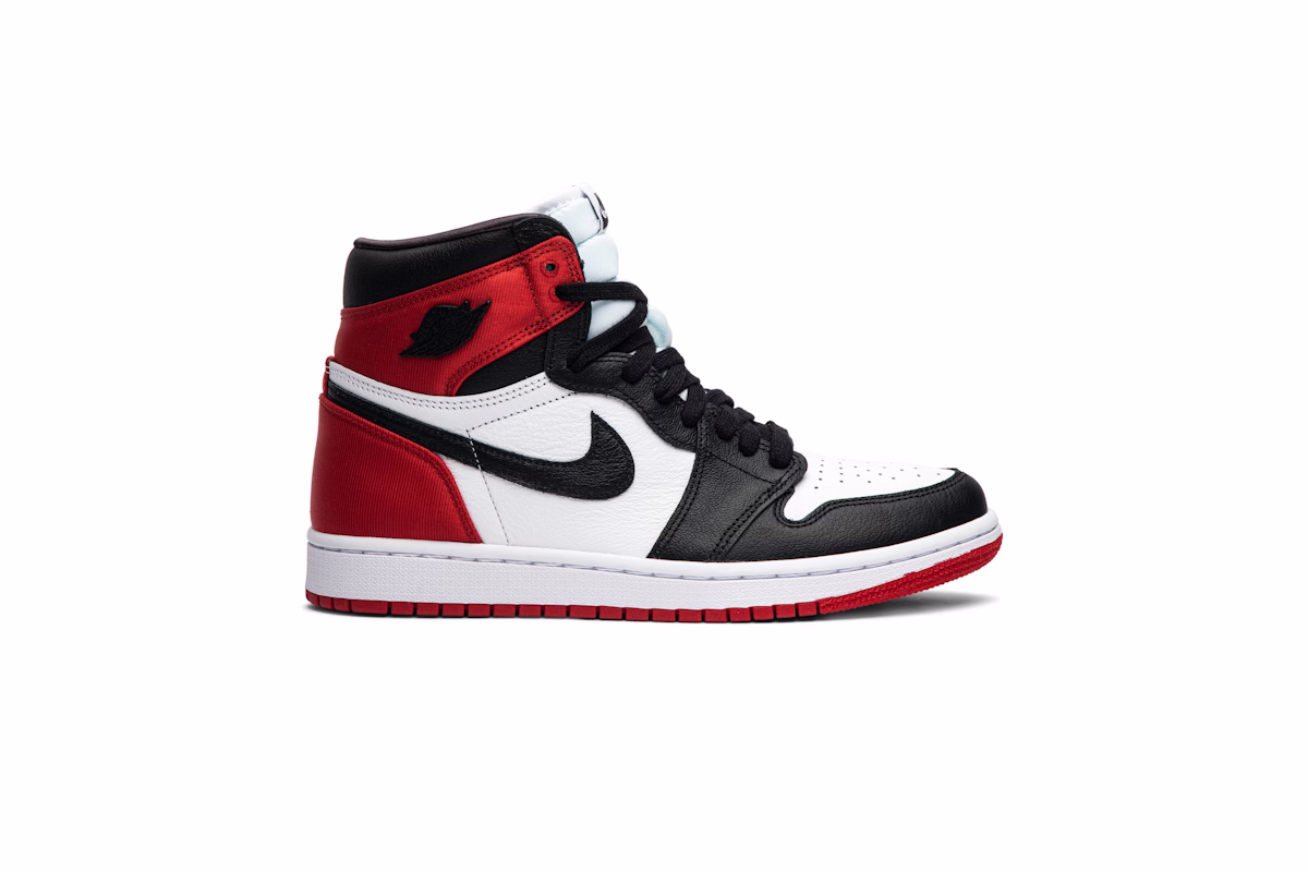 (Women) Air Jordan 1 Retro High 'Satin Black Toe'