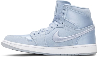 (W) Air Jordan 1 Retro High 'Season of Her: Biru Hidrogen' AO1847-445 Lookbook (W) Air Jordan 1 Retro High 'Season of Her: Biru Hidrogen' AO1847-445
