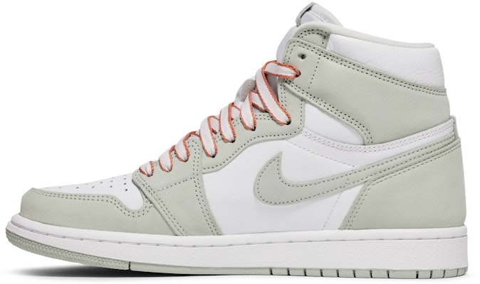 (Women) Air Jordan 1 Retro High OG 'Seafoam' CD0461-002 Lookbook (Women) Air Jordan 1 Retro High OG 'Seafoam' CD0461-002