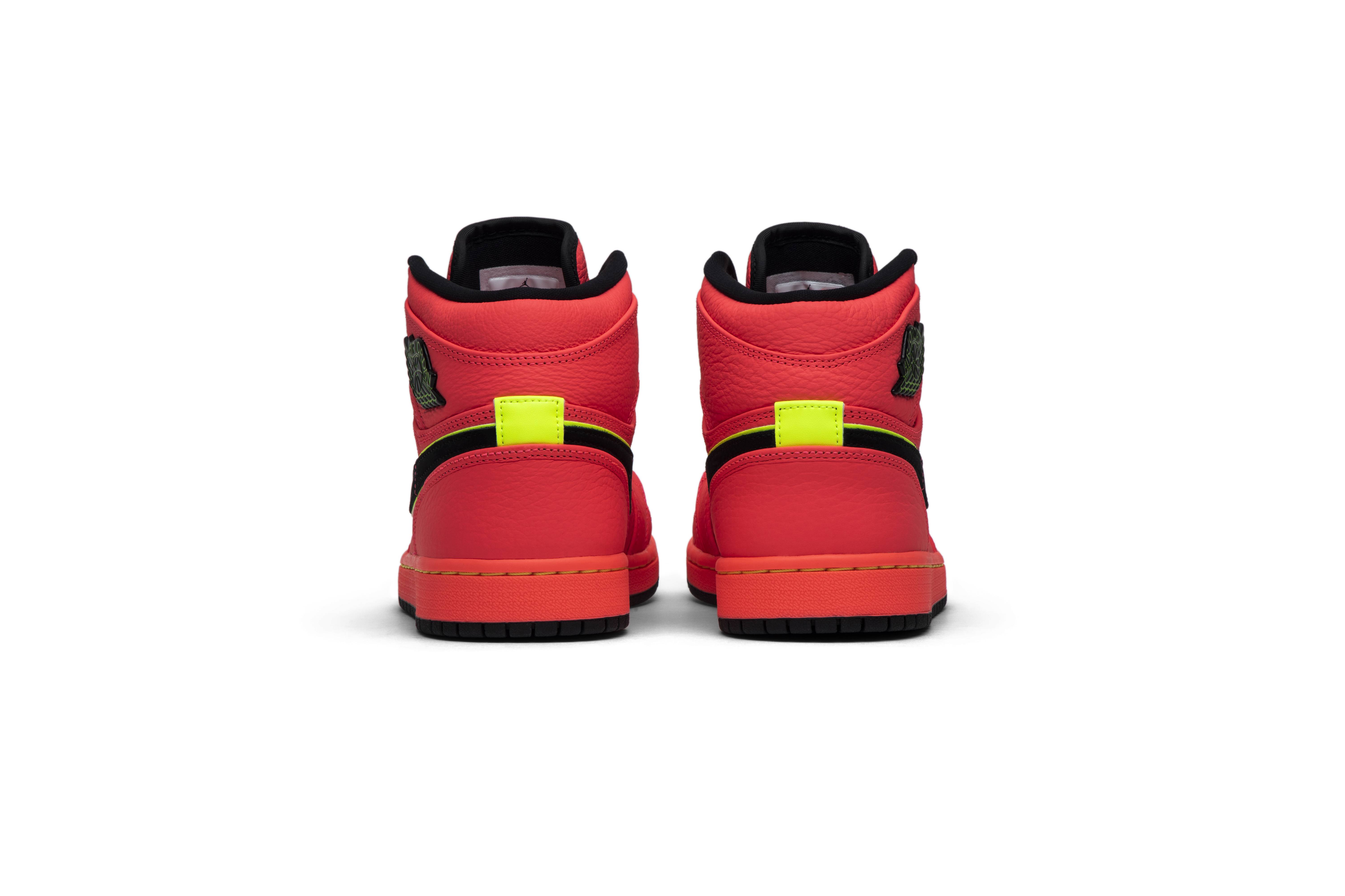 Details for (W) Air Jordan 1 Retro High PRM 'Hot Punch' en Español AQ9131-600