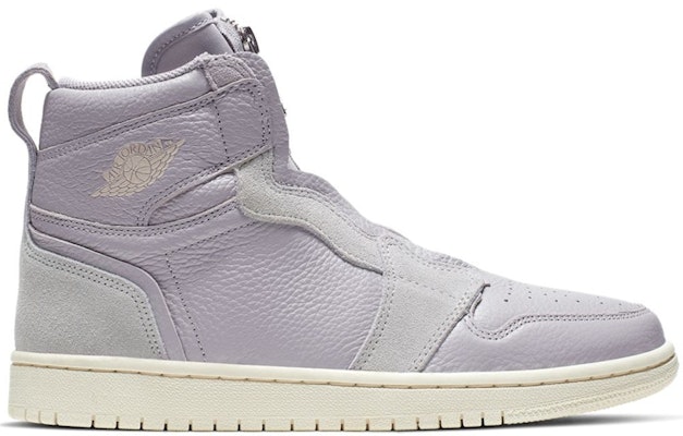 W 1 AQ3742 002 Novelship