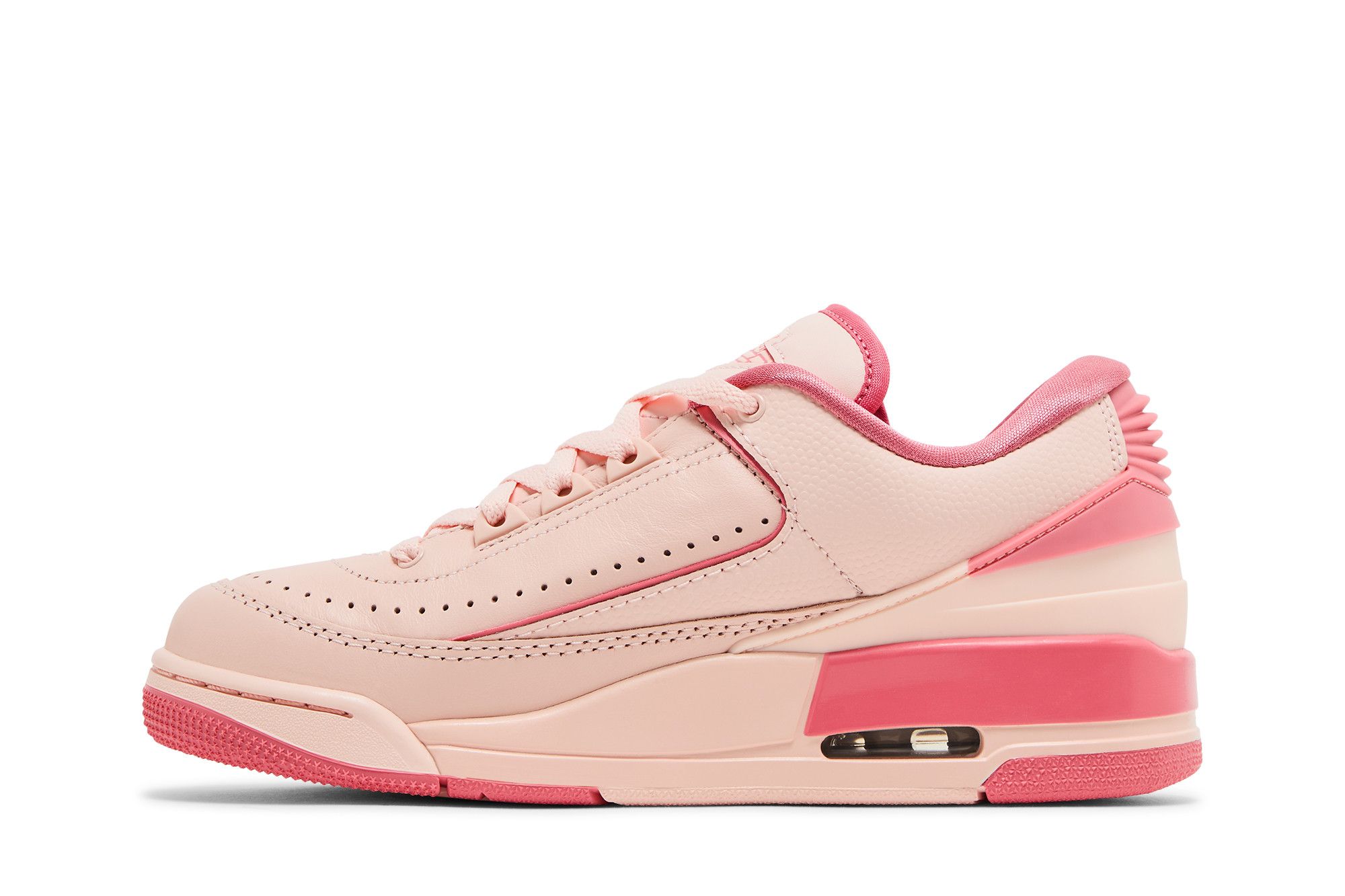 Lookbook (W) エアジョーダン 2/3 'ウォッシュドコーラル' FZ4122-600