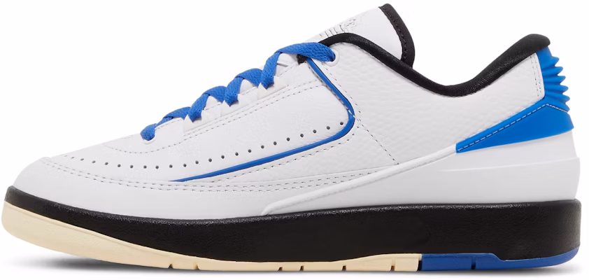 (Women) Air Jordan 2 Low 'Varsity Royal' DX4401-104 Lookbook (Women) Air Jordan 2 Low 'Varsity Royal' DX4401-104