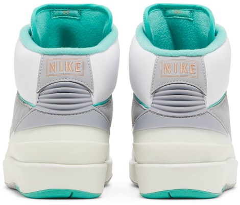 (Women) Air Jordan 2 Retro 'Crystal Mint' FN6755-100 Details for (Women) Air Jordan 2 Retro 'Crystal Mint' FN6755-100