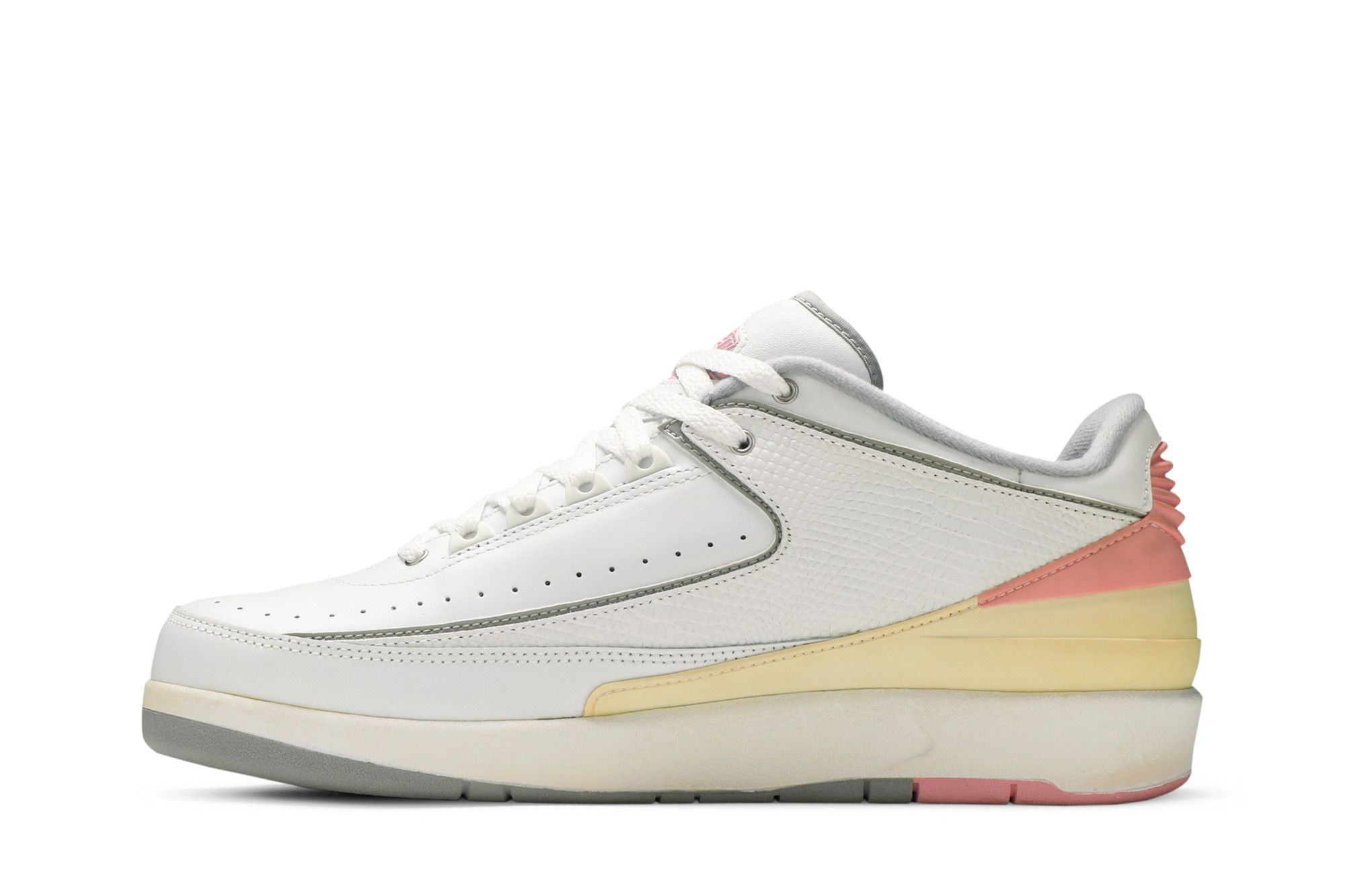 Lookbook （女子款）Air Jordan 2 復刻低筒 311648-103