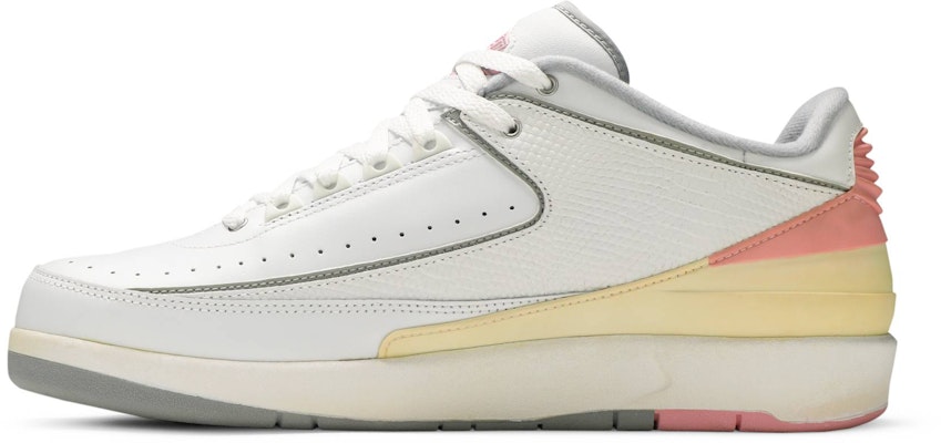 (女子款)Air Jordan 2 復刻低筒 311648-103 Lookbook (女子款)Air Jordan 2 復刻低筒 311648-103