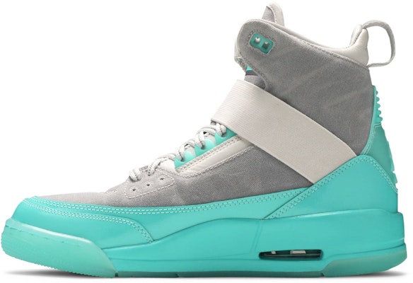 (Women) Air Jordan 3 Retro Explorer XX Vast Grey Tropical Twist BQ8463-003 Lookbook (Women) Air Jordan 3 Retro Explorer XX Vast Grey Tropical Twist BQ8463-003