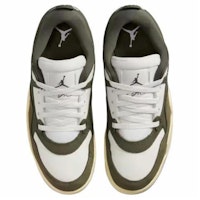 (W) 飞人乔丹4代 RM '中橄榄绿' FQ7940-121 Lookbook (W) 飞人乔丹4代 RM '中橄榄绿' FQ7940-121