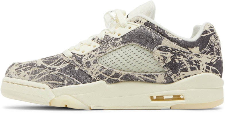 (Women) Air Jordan 5 Low 'Expression' DA8016-100 Lookbook (Women) Air Jordan 5 Low 'Expression' DA8016-100