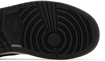 (W) Air Jordan Air 1 Low SE 'Vintage Panda' Sneakers Pria Wanita FB9893-101 Purchase (W) Air Jordan Air 1 Low SE 'Vintage Panda' Sneakers Pria Wanita FB9893-101