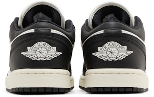 (W) Air Jordan Air 1 Low SE 'Vintage Panda' Sneakers Pria Wanita FB9893-101 Details for (W) Air Jordan Air 1 Low SE 'Vintage Panda' Sneakers Pria Wanita FB9893-101