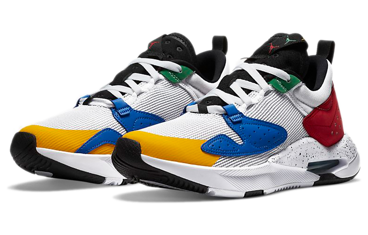 Lookbook (W) 迈克尔·乔丹 Air Cadence 奥运会特别版篮球鞋 CV1761-101