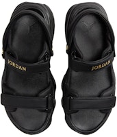 (W) エア ジョーダン デジャ サンダル "ブラック/メタリックゴールド" FN5036-001 Lookbook (W) エア ジョーダン デジャ サンダル "ブラック/メタリックゴールド" FN5036-001