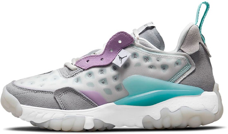 air-jordan-delta-2-platinum-tint-dark-smoke-grey-wmns