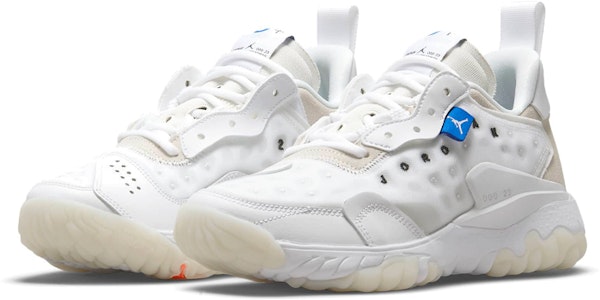 (W) Air Jordan Delta 2 'Putih Sail'. CW0913-102 Lookbook (W) Air Jordan Delta 2 'Putih Sail'. CW0913-102