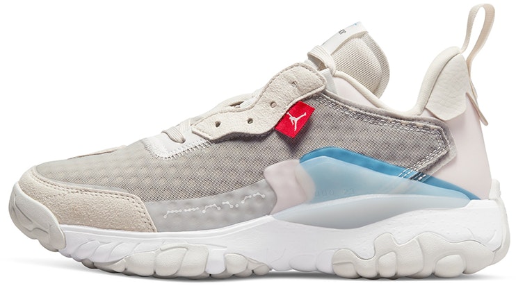 jordan-delta-2-se-light-orewood-brown-wmns