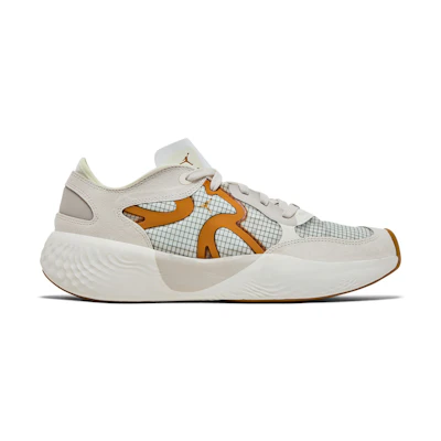 (W) Jordan Delta 3 'Light Orewood Brown'