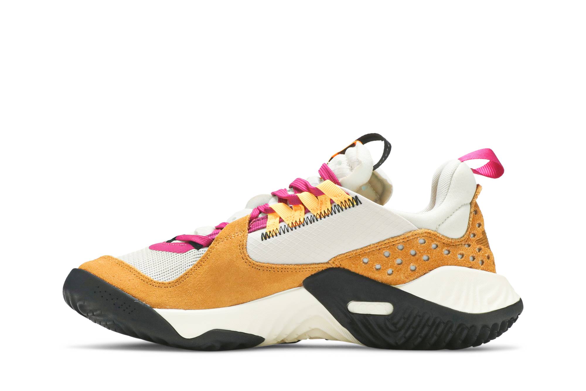 Lookbook (W) 에어 조던 델타 '차트니 라이트 오어우드 브라운' CT1003-701