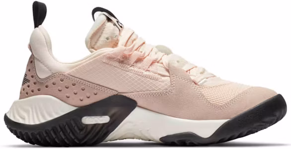 Lookbook (女款)Air Jordan Delta 'Crimson Tint' CT1003-800