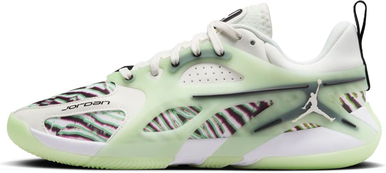 women-air-jordan-heir-main-character-fz-2471-100