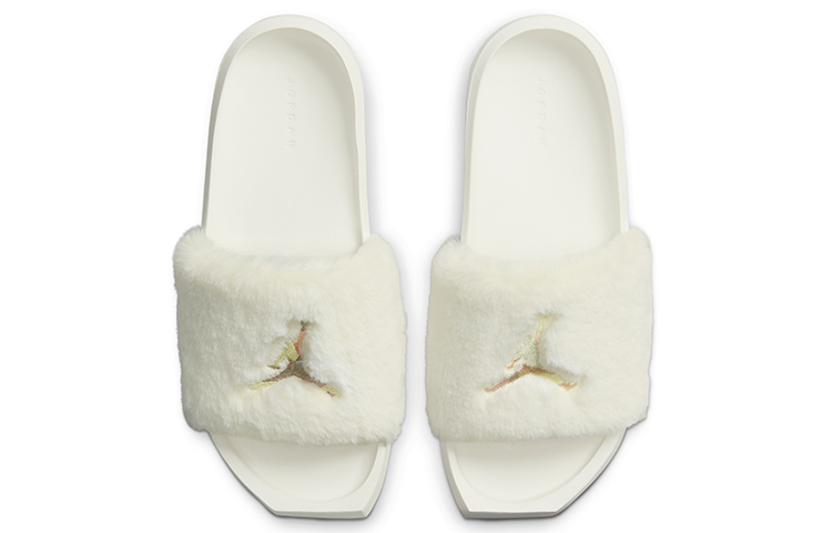 Lookbook (W) Air Jordan Nola Slide 'Santan Kelapa' DQ5364-131