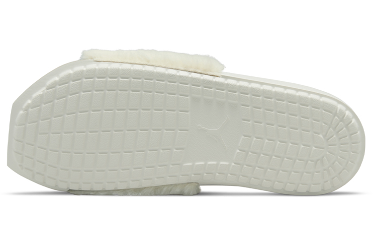 Shop (W) Air Jordan Nola Slide 'Santan Kelapa' DQ5364-131