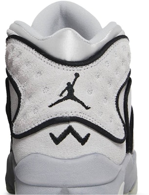 (W) Air Jordan OG 'Tech Grey' Sepatu Sneaker Pria 133000-002 Sizing (W) Air Jordan OG 'Tech Grey' Sepatu Sneaker Pria 133000-002