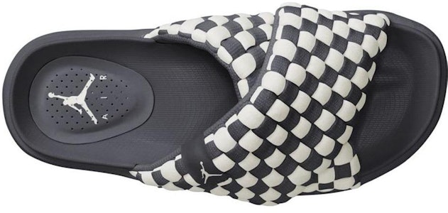 (W) 에어 조던 소피아 슬라이드 '다크 애쉬 블랙' DO8863-201 Lookbook (W) 에어 조던 소피아 슬라이드 '다크 애쉬 블랙' DO8863-201