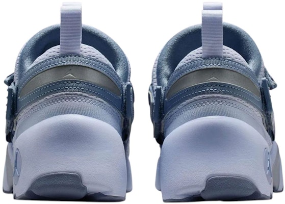 (Women) Air Jordan Trunner LX 'Ghost Pure Platinum' HQ2164-010 Lookbook (Women) Air Jordan Trunner LX 'Ghost Pure Platinum' HQ2164-010