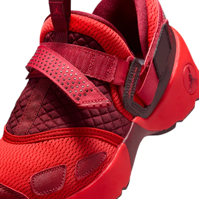 (W) Air Jordan Trunner LX Chile Rood HQ2164-601 Sizing (W) Air Jordan Trunner LX Chile Rood HQ2164-601