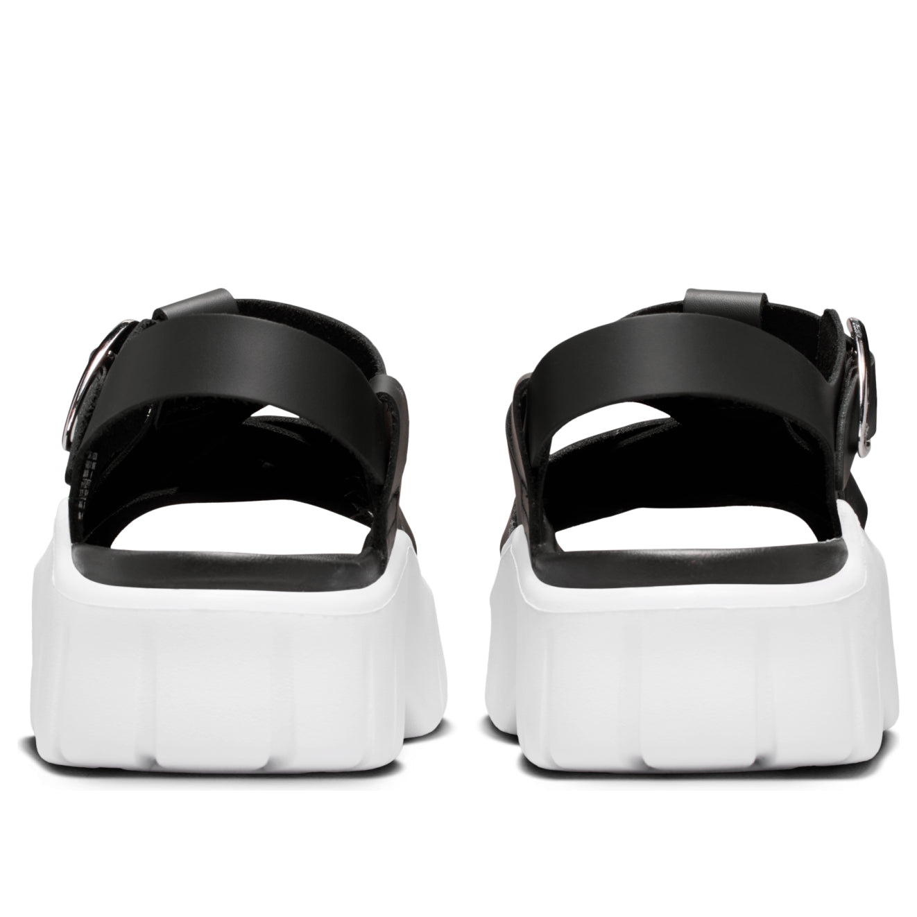 Lookbook (W) Air Jordan Willow Sandal ''Hitam Putih Perak Metalik'' IB8841-001