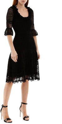 (W) Alexander McQueen Gaun Hitam Crochet Knit Ruffled Hem Lengan Pendek 610734-Q1AMI-1000 Details for (W) Alexander McQueen Gaun Hitam Crochet Knit Ruffled Hem Lengan Pendek 610734-Q1AMI-1000