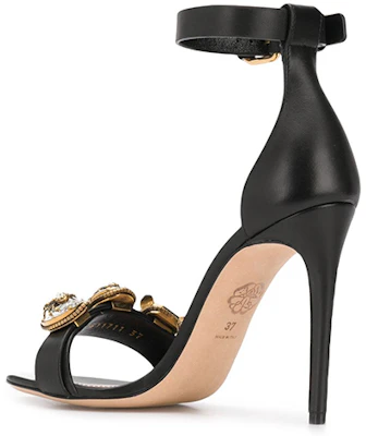 (W) Alexander McQueen 'Sandalia de Tacón Alto con Correa de Gemas Negras' 611711WHXN21088 Lookbook (W) Alexander McQueen 'Sandalia de Tacón Alto con Correa de Gemas Negras' 611711WHXN21088