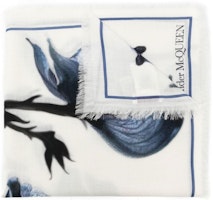 (Women) Alexander McQueen Floral Print Scarf White/Blue Fashion Casual Style 7100923200Q9060 (Women) Alexander McQueen Floral Print Scarf White/Blue Fashion Casual Style 7100923200Q9060