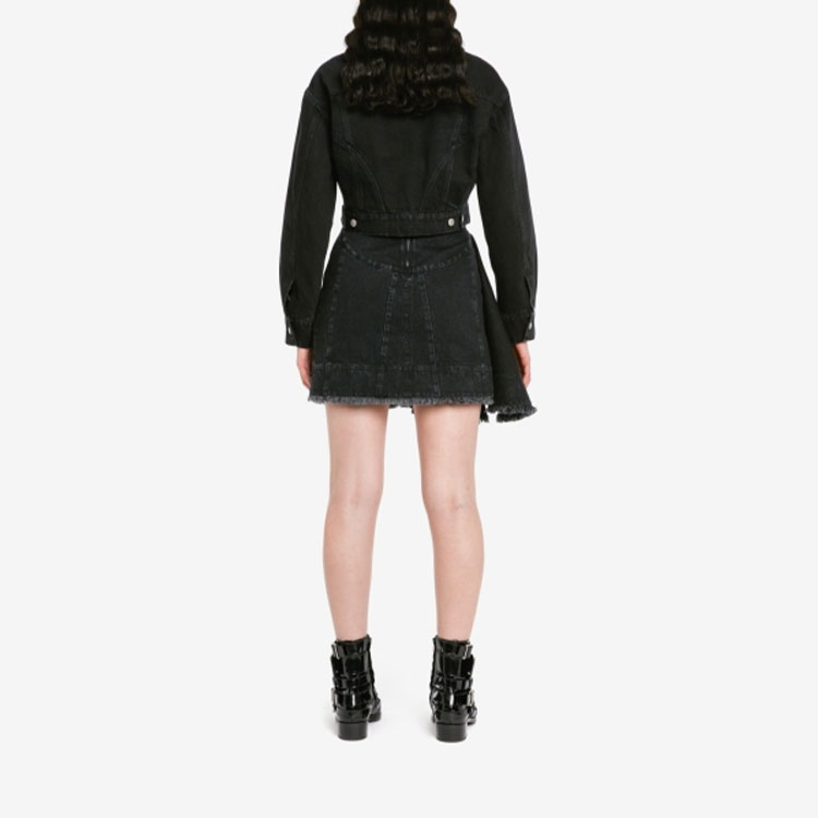 Shop (Women) Alexander McQueen  FW22 Oversized Cropped Denim Jacket Black 718516-QMAB5-1000
