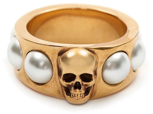 (Women) Alexander McQueen Skull Pearl Fashion Ring - Gold. 734747-I170A-2375 Order (Women) Alexander McQueen Skull Pearl Fashion Ring - Gold. 734747-I170A-2375