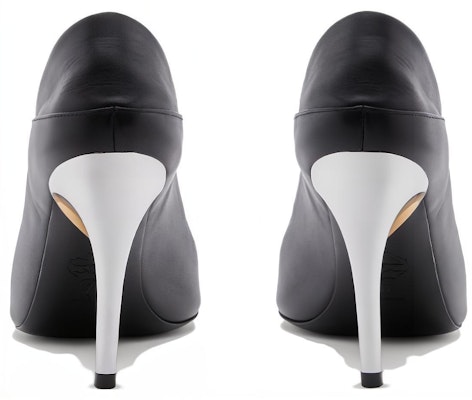 (Women) Alexander McQueen Armadillo Mules 'Black Silver' 780699WIEA91399 Shop (Women) Alexander McQueen Armadillo Mules 'Black Silver' 780699WIEA91399