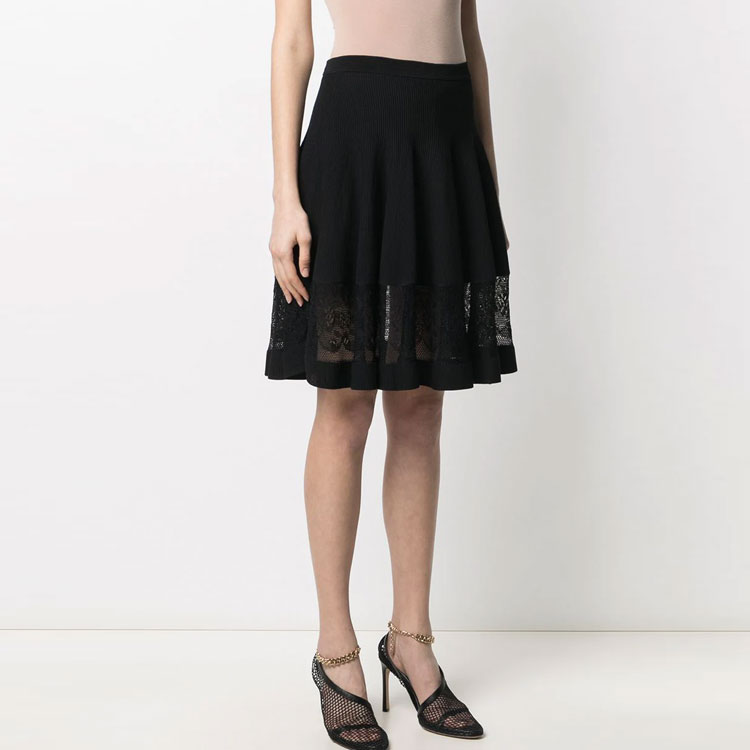 Purchase (W) 알렉산더 맥퀸 블랙 시어 패널 플레어 캐주얼 스커트. 650326-Q1AS3-1000