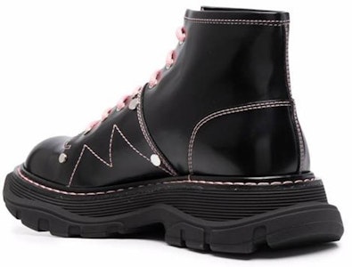 (W) Botas Alexander McQueen Tread con Costura Contrastada 'Negro Rosa' 595469WHZ881336 Purchase (W) Botas Alexander McQueen Tread con Costura Contrastada 'Negro Rosa' 595469WHZ881336