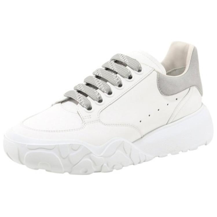 Shop Alexander McQueen亞歷山大麥昆 Court Trainer 透氣 低筒 跑步鞋 女款 白